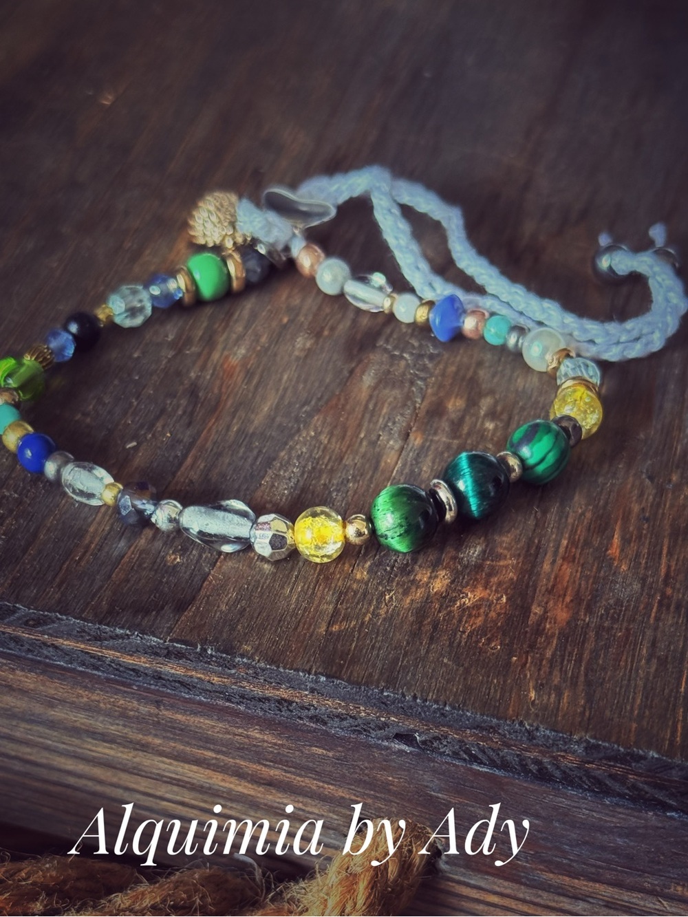 Malachite beaded handcrafted bracelet/ Empathy and abundance healing crystals - Picture 1 of 9